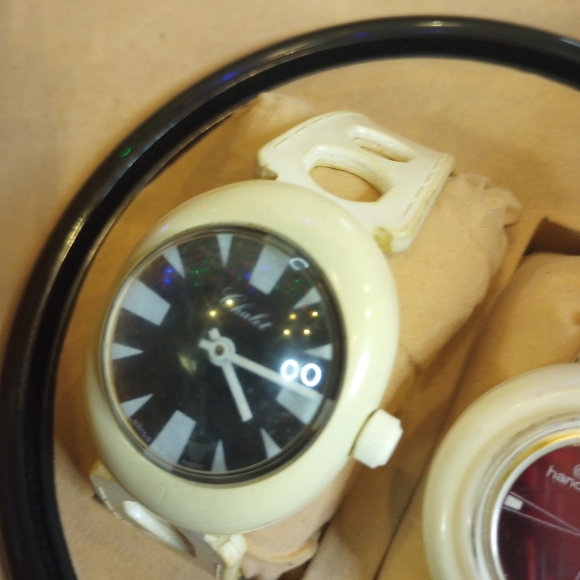 Vintage Swiss Wind Watches - Picture 2 of 3